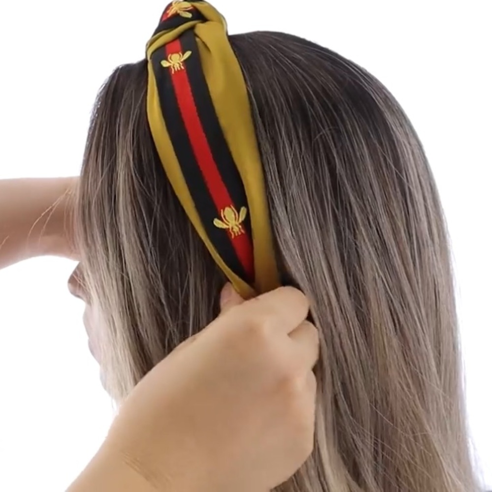 Fashion Headband with Red Stripe and 🐝-NWOT - Picture 12 of 13